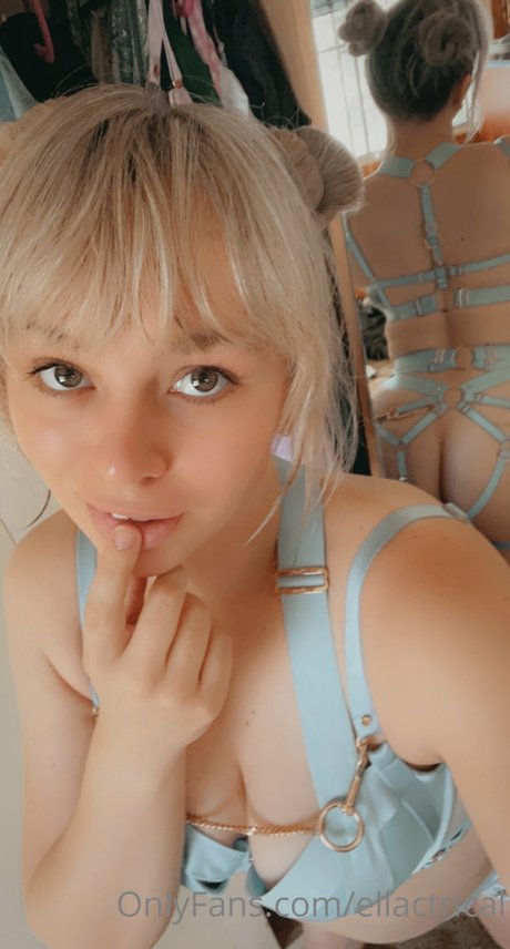 Ellactrical sexy actress galleries