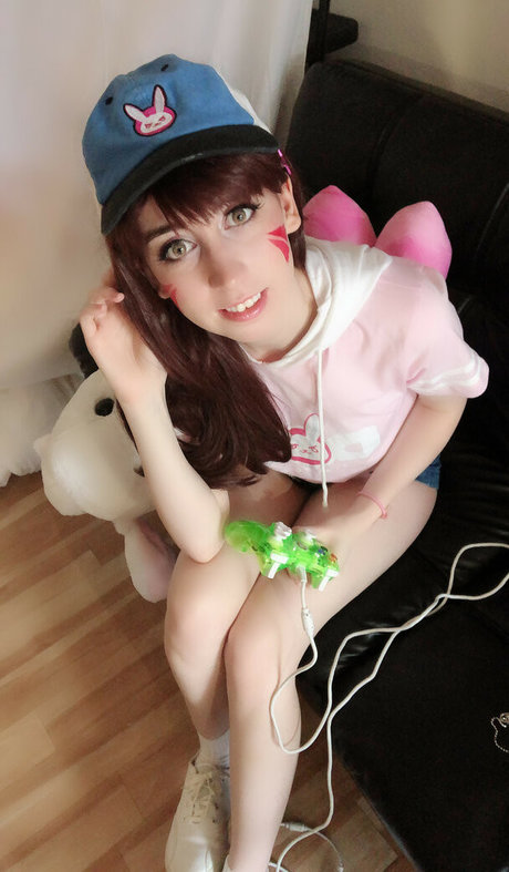 Michi Midnight model pics