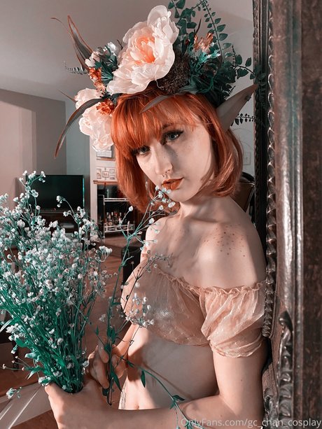 Gillian Foxglove model free images