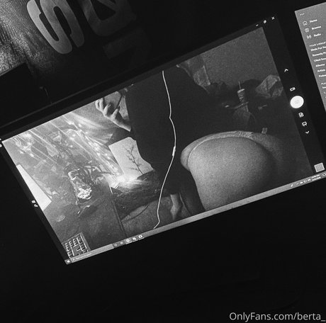 berta_ model nudes pics