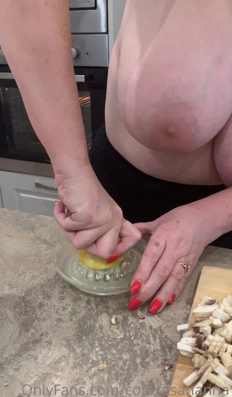 CourtesanAnna hot star picture