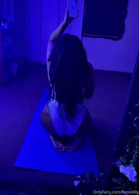 flamelilly nice model images