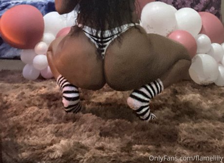 flamelilly exclusive model images