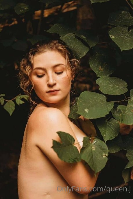 Queen j star adult archive