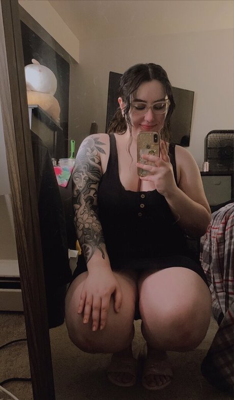 Katia Celestia exclusive model image