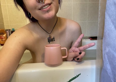 milklovinfiend star sexy pic