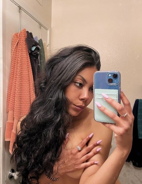 aly8008cat nice star photo