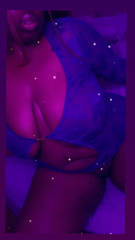 Beatrixx_ sexy star photo