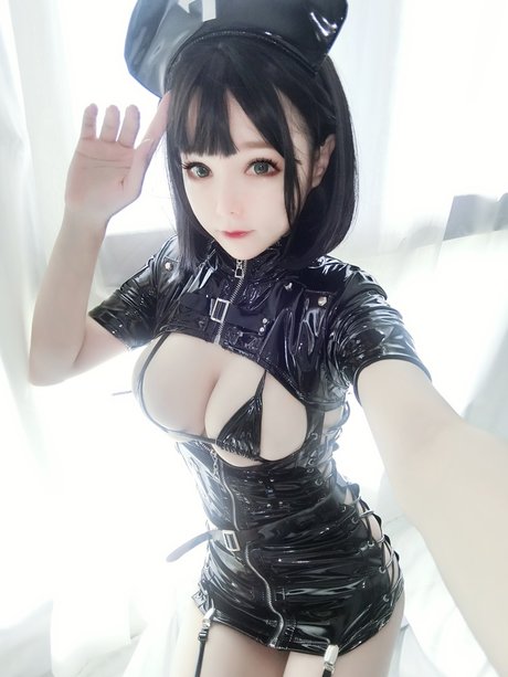 Kitkat cosplay model nice galleries