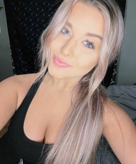 Lexie Wentz hd pornstar gallery