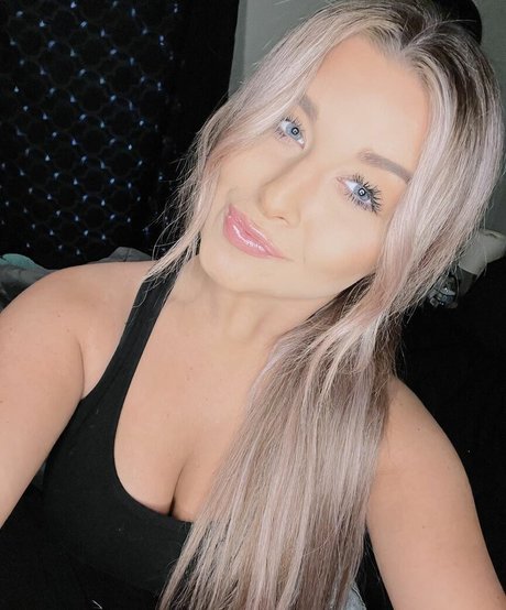 Lexie Wentz model picture