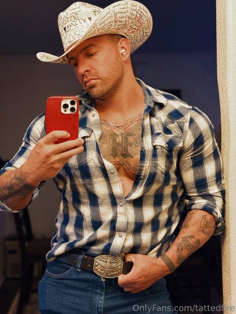 Tattedfire perfect model pics