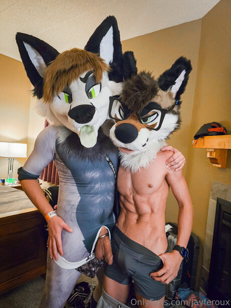 Jayferoux pornstar nude photos