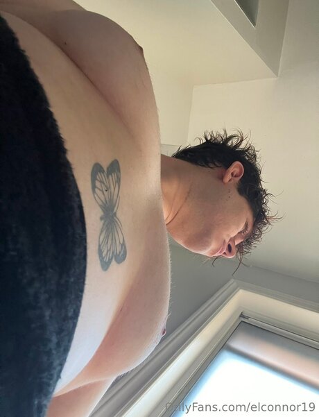 Elconnor19 sex model images