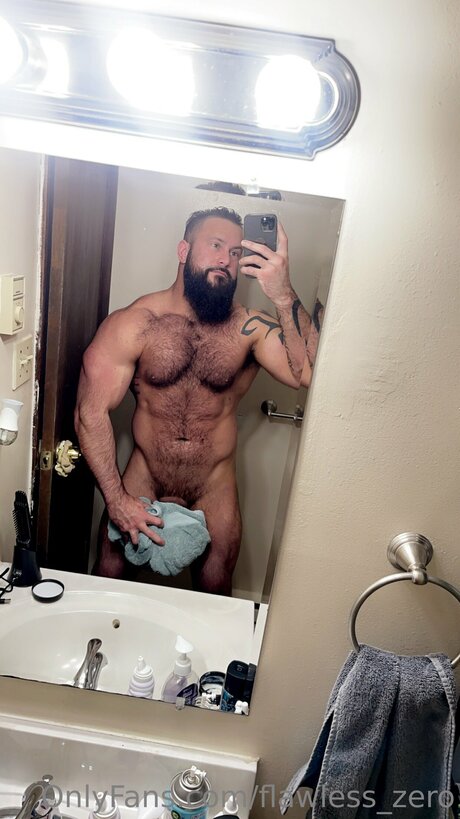 Flawless Zero star erotic pic