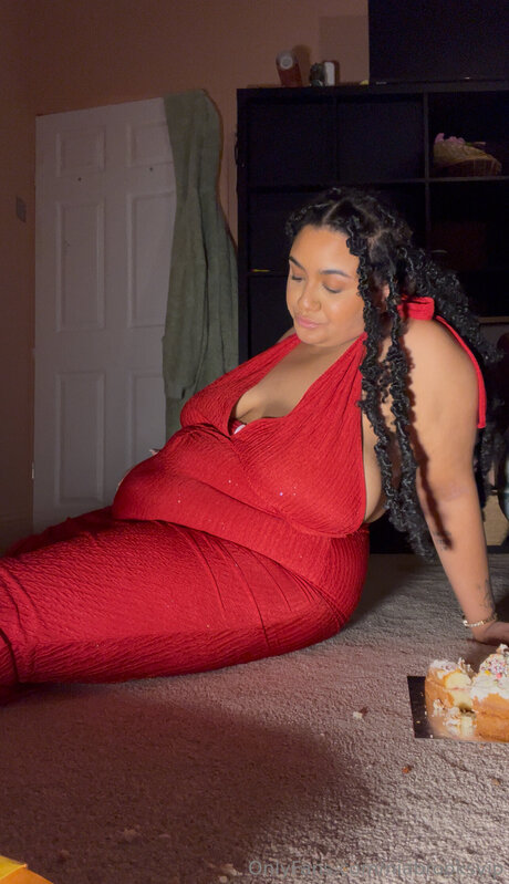 Niabrooksvip model erotic photo