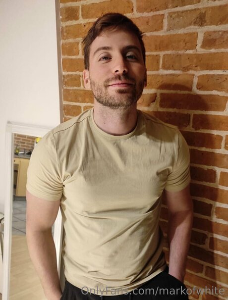 Markofwhite top model img