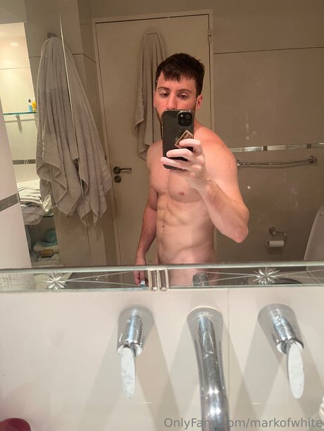 Markofwhite star top photos