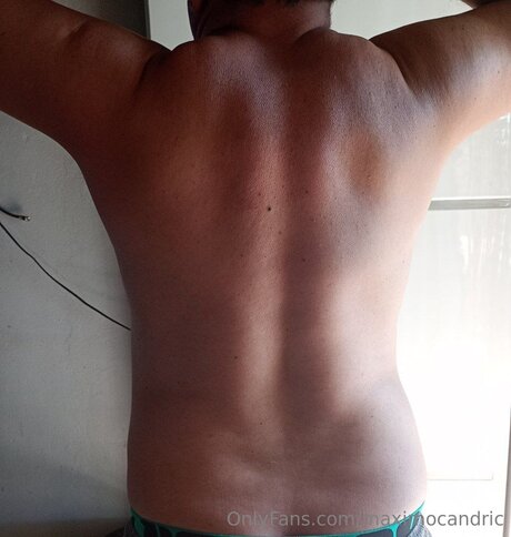 Maximocandric model pretty pic