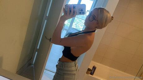 Ilylilaaa best pornstar pictures