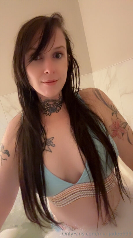 Mia Jade6699 star images