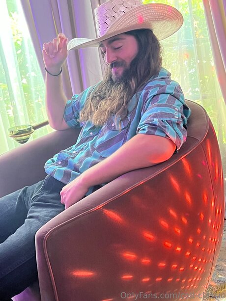 Colt Classic pornstar art img