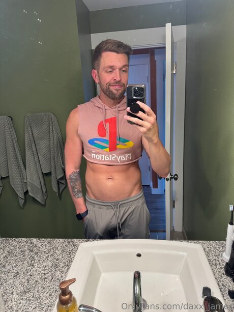 Daxx James sex star images