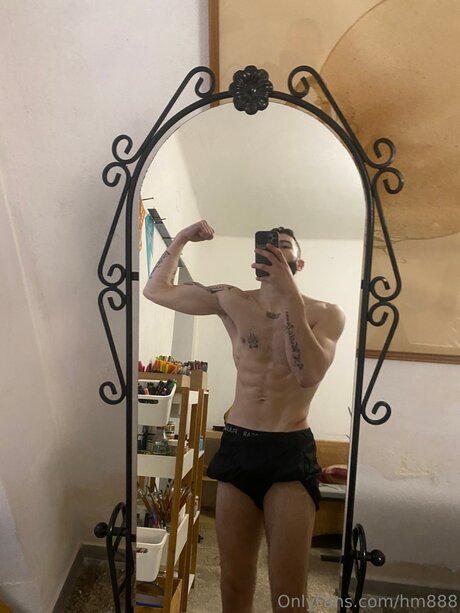 Hm888 model nude picture