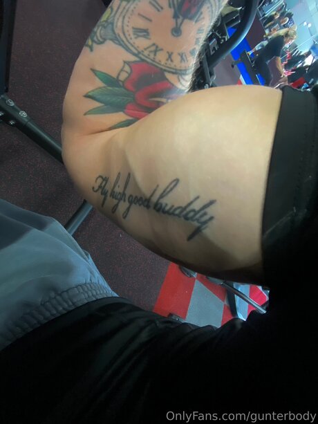 Gunterbody sexy pornstar picture