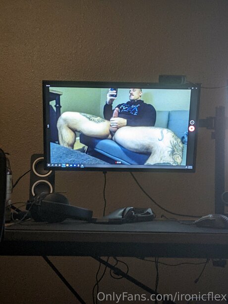 Ironicflex nudes star photos