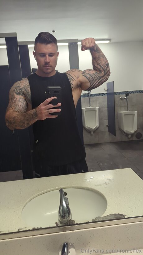 Ironicflex star porn archive