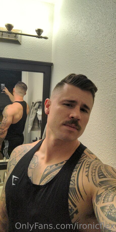 Ironicflex adult actress img