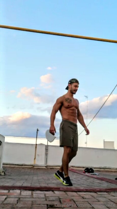 Miamijagovice star nude galleries