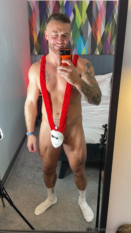 Johnnybravofree porn model pictures