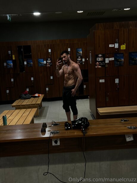 Manuelcruzz free actress pics