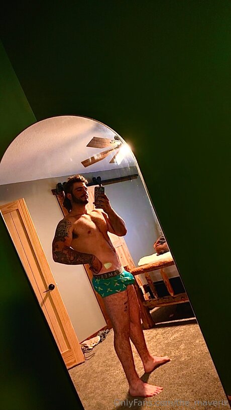 The Maverik top actress picture