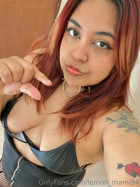 Lemon Mami94 sex model pictures