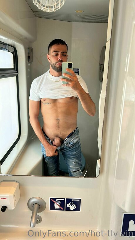 Hot Tl Vip nudes actress image