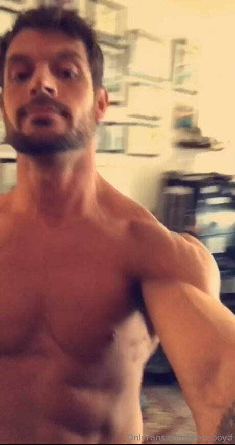 Steveboyd nude model img