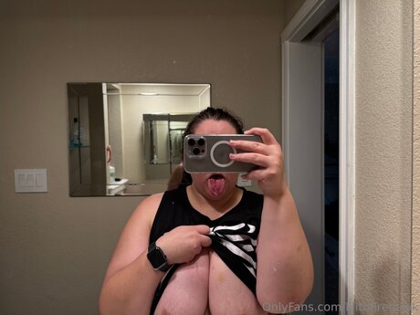 Lilithfirehawk star adult photos