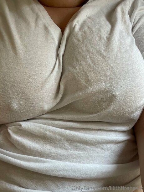 Lilithfirehawk sexy model galleries