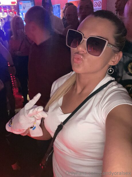 Candyoralsex beautiful model photos