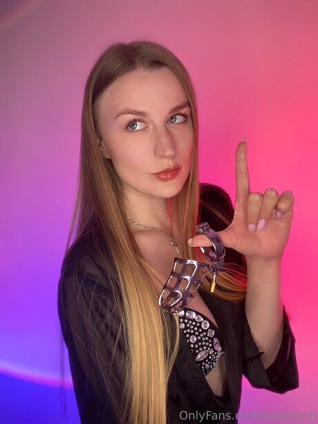 Lisastorm model hd pics