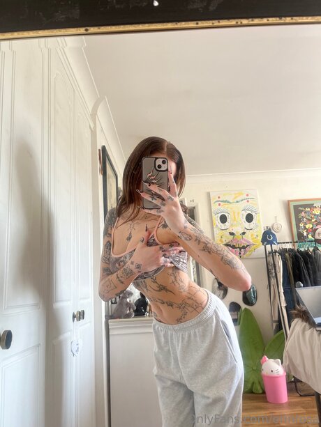 Erinrosa sex model images