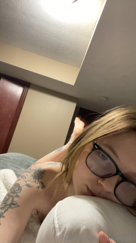 Elizarowe8383 model xxx image