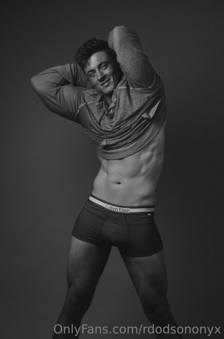 Rdodsononyx star xxx pictures