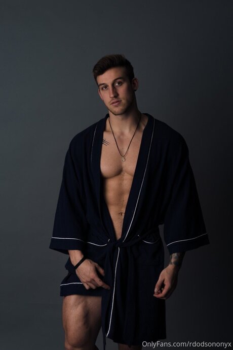 Rdodsononyx xxx actress pictures