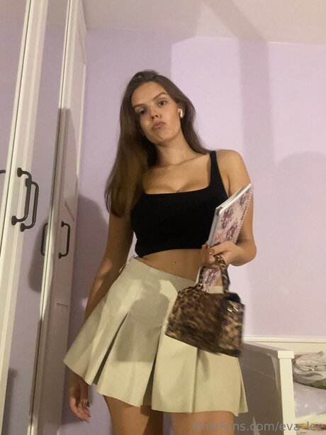 Eva Lee sexy model galleries