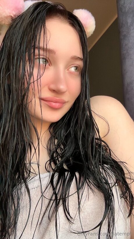 Tinylia high quality star photos