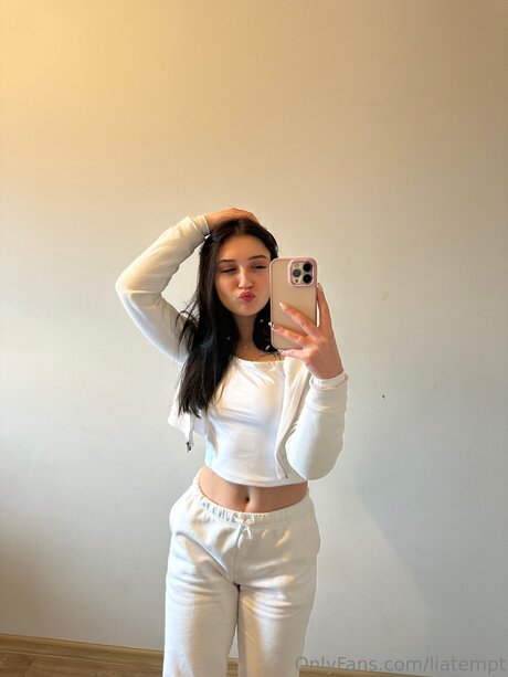 Tinylia free model pictures